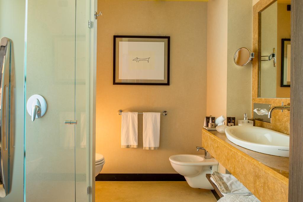 Large Deluxe Triple Room,1118015412:JPEG